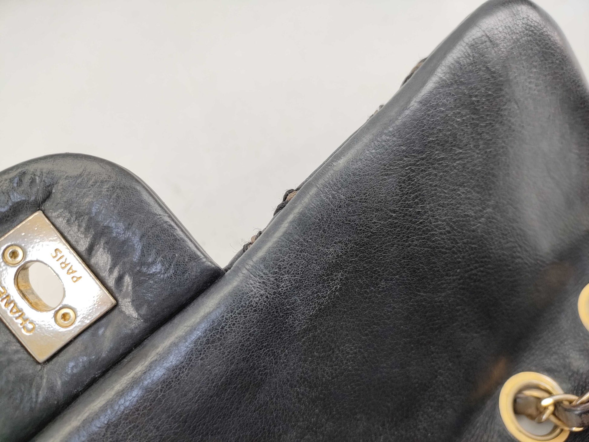 CHANEL [With sticker] No. 19 Calfskin Wild Stitch Matelasse Shoulder Bag