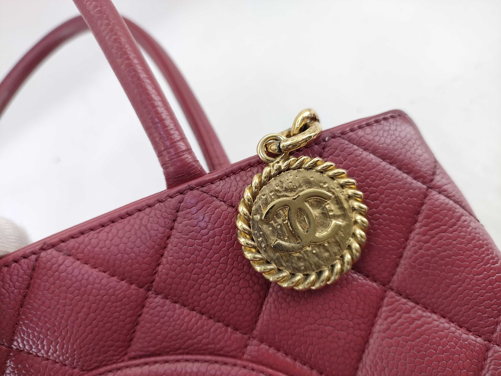 CHANEL [With sticker] No. 6 Caviar Skin Reproduction Tote Bag