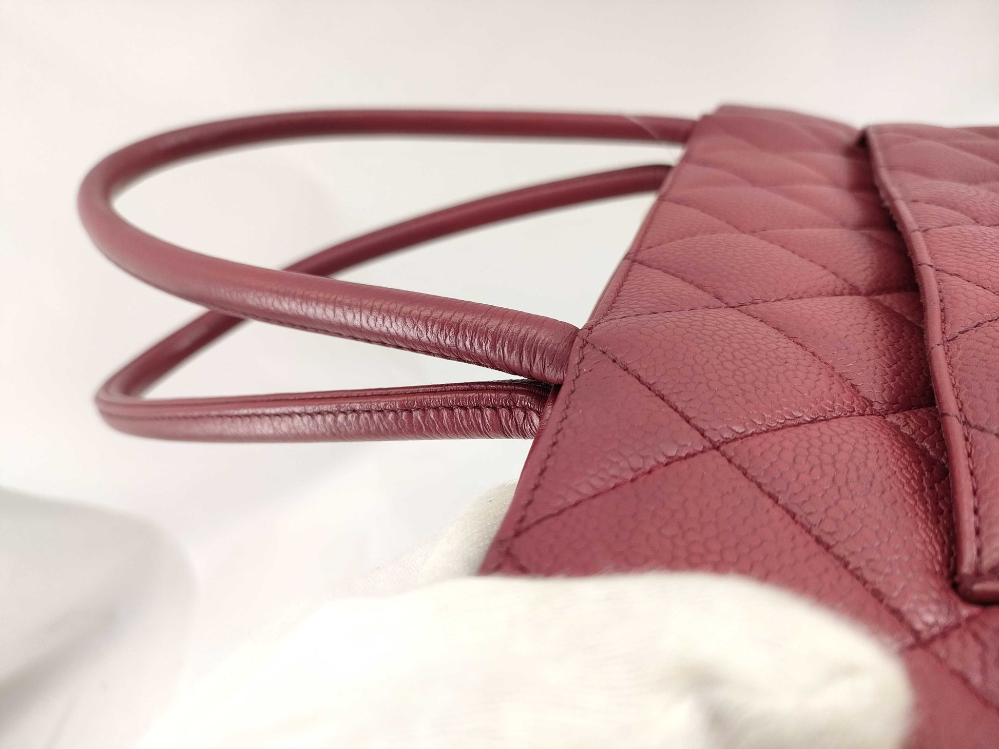 CHANEL [With sticker] No. 6 Caviar Skin Reproduction Tote Bag