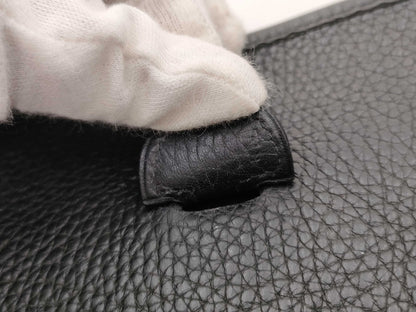 HERMES Evelyn II J engraved shoulder bag