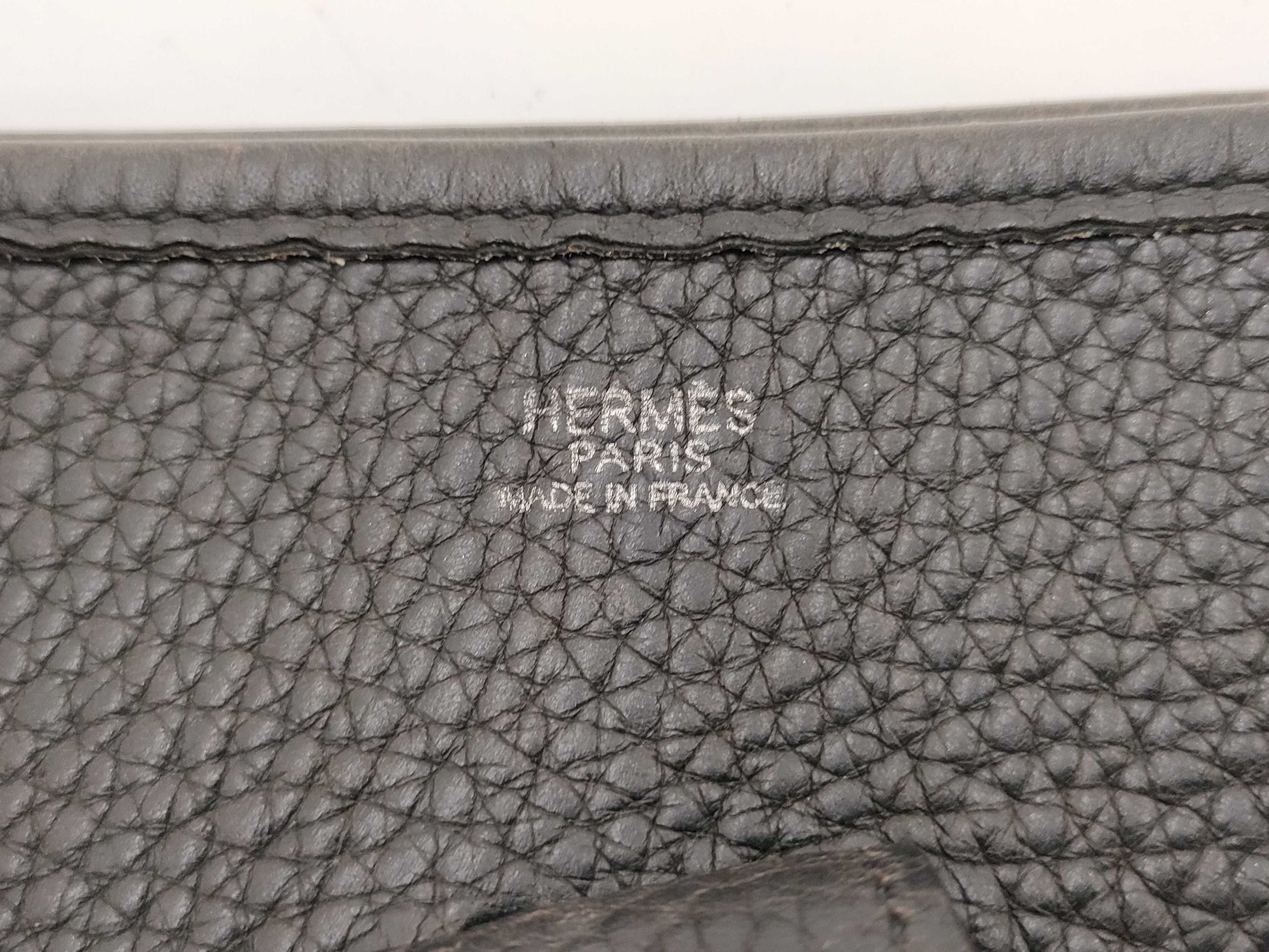 HERMES Evelyn II J engraved shoulder bag