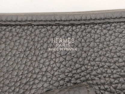 HERMES Evelyn II J engraved shoulder bag