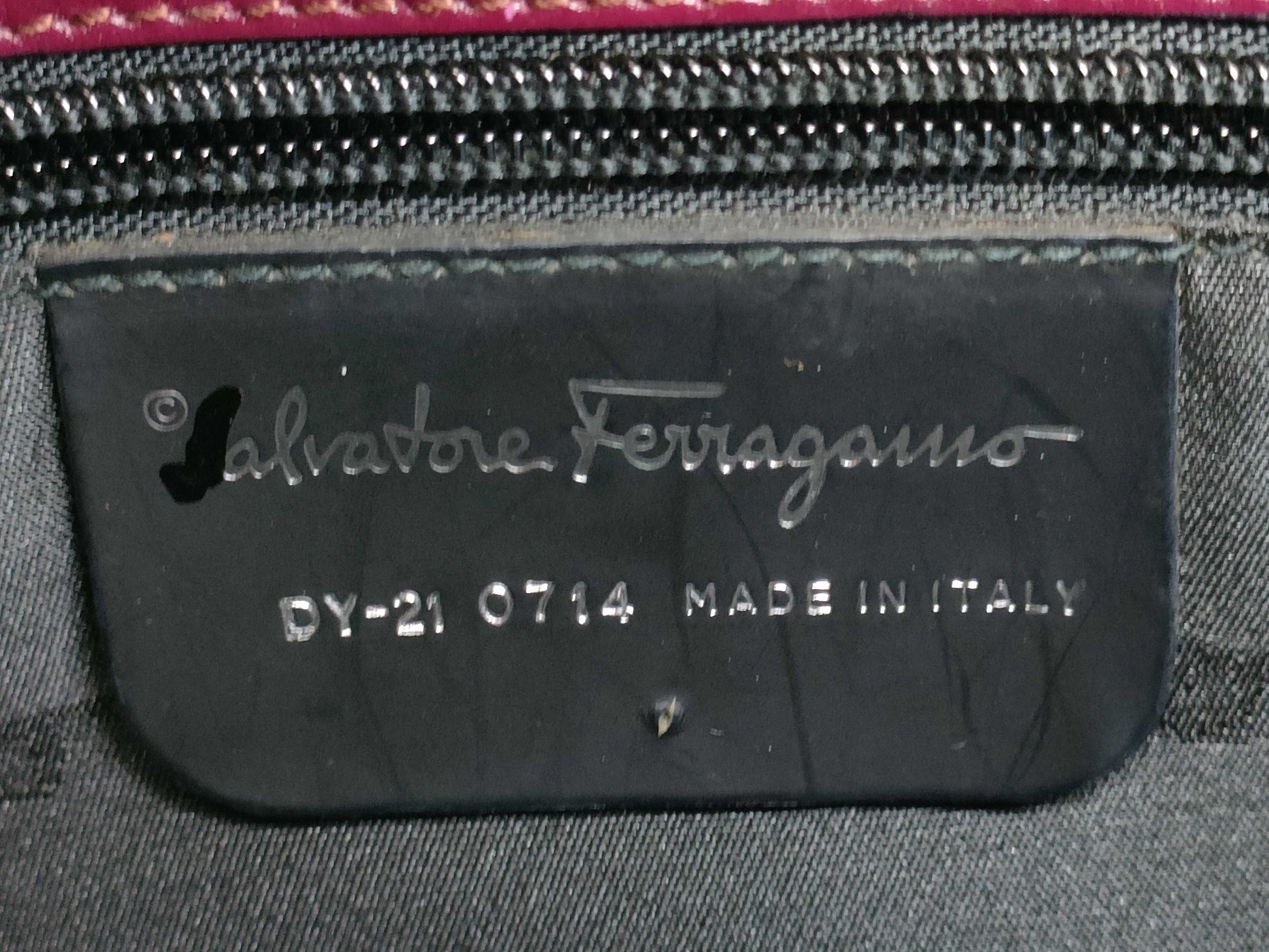 Salvatore Ferragamo Gancini one-shoulder shoulder bag