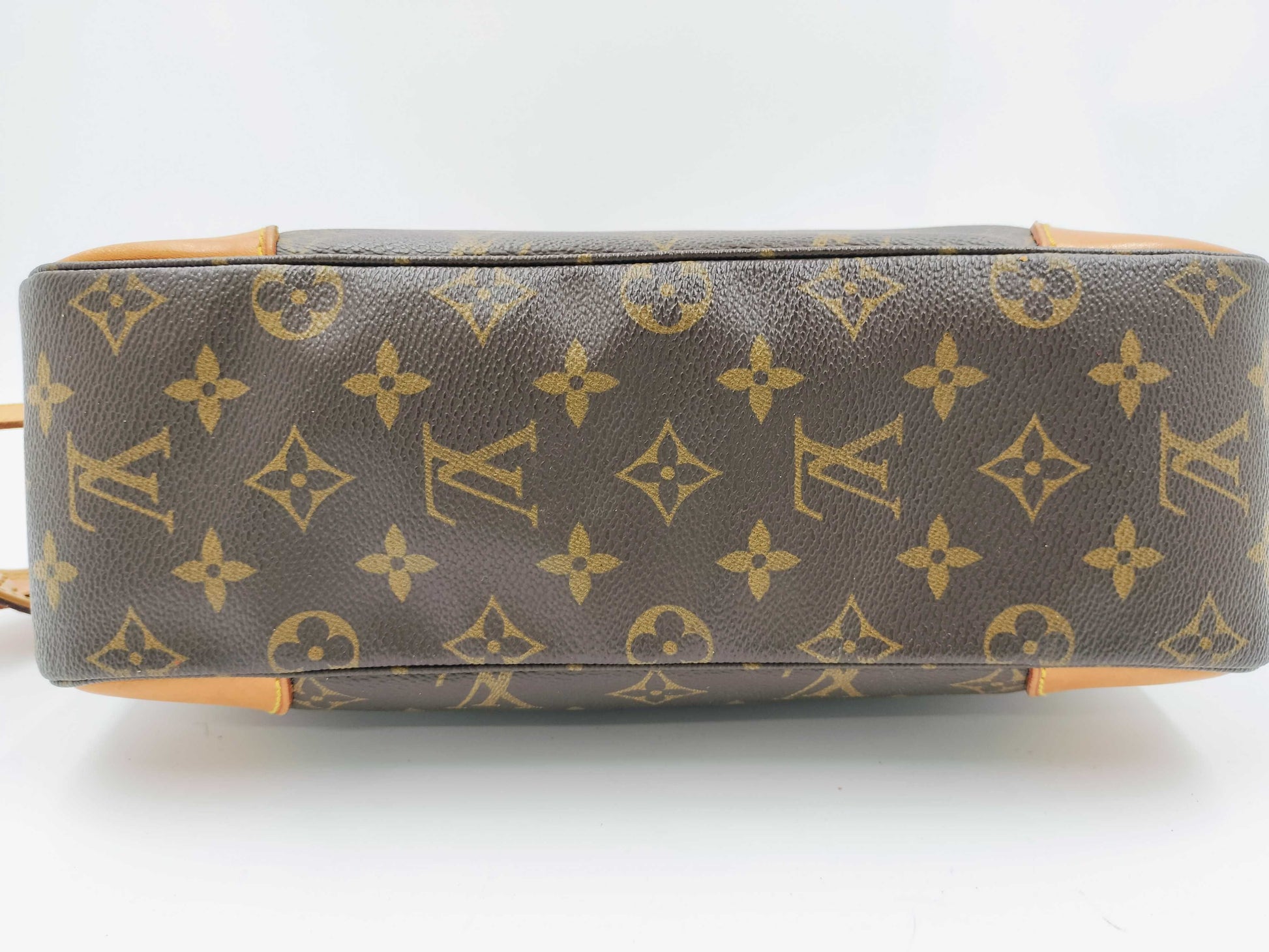 LOUIS VUITTON Monogram M51265 Boulogne Shoulder Bag
