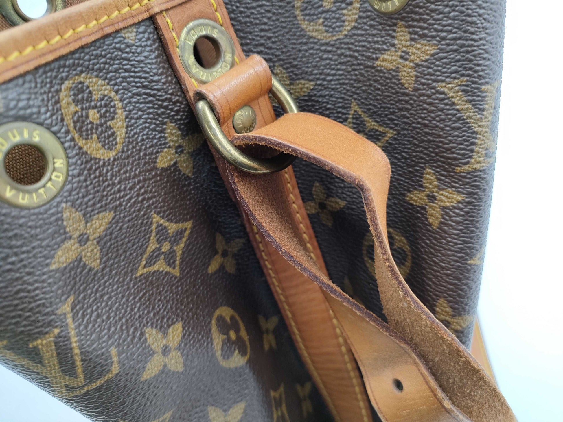 LOUIS VUITTON Monogram Noe Strapless Shoulder Bag
