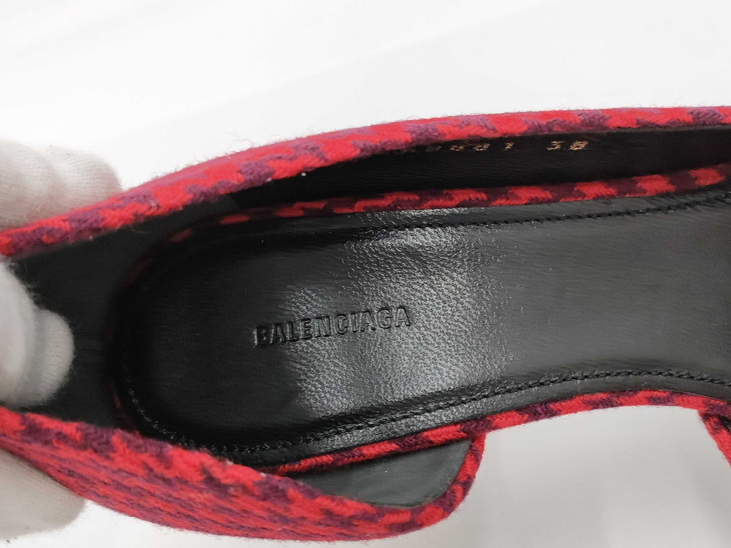 BALENCIAGA logo pumps
