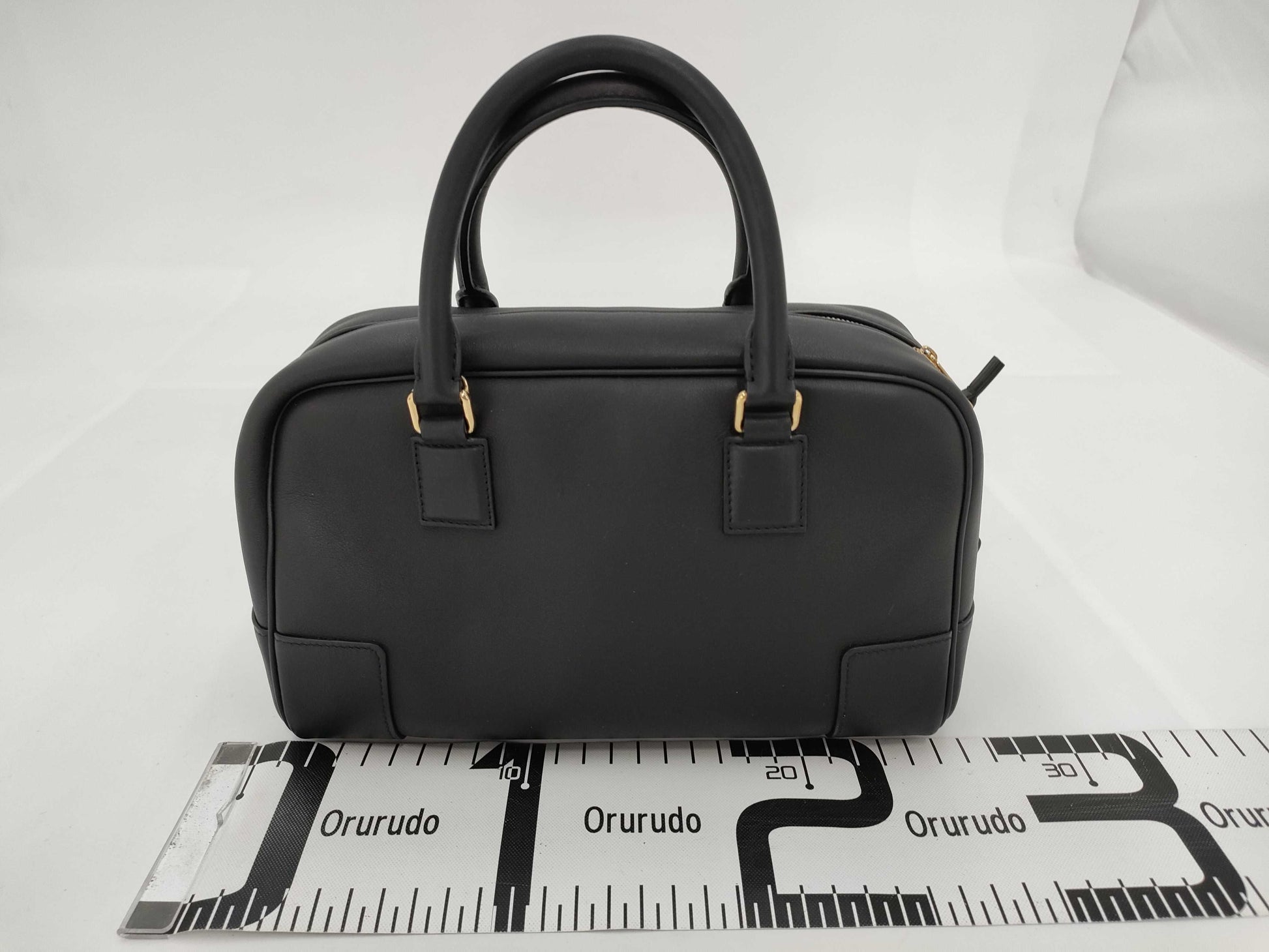 LOEWE Amazona 23 2-Way Handbag Black A039N07X01
