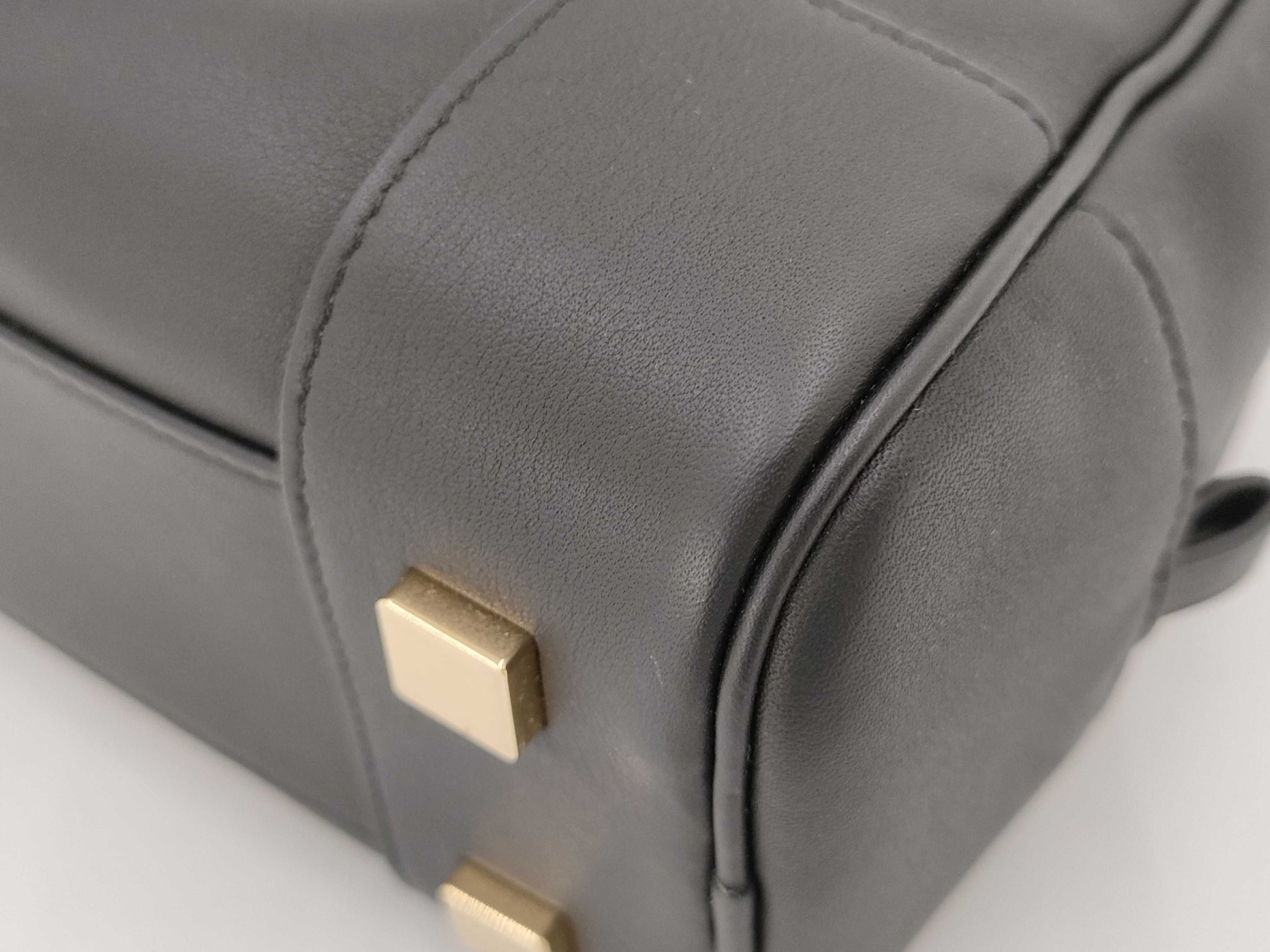 LOEWE Amazona 23 2-Way Handbag Black A039N07X01
