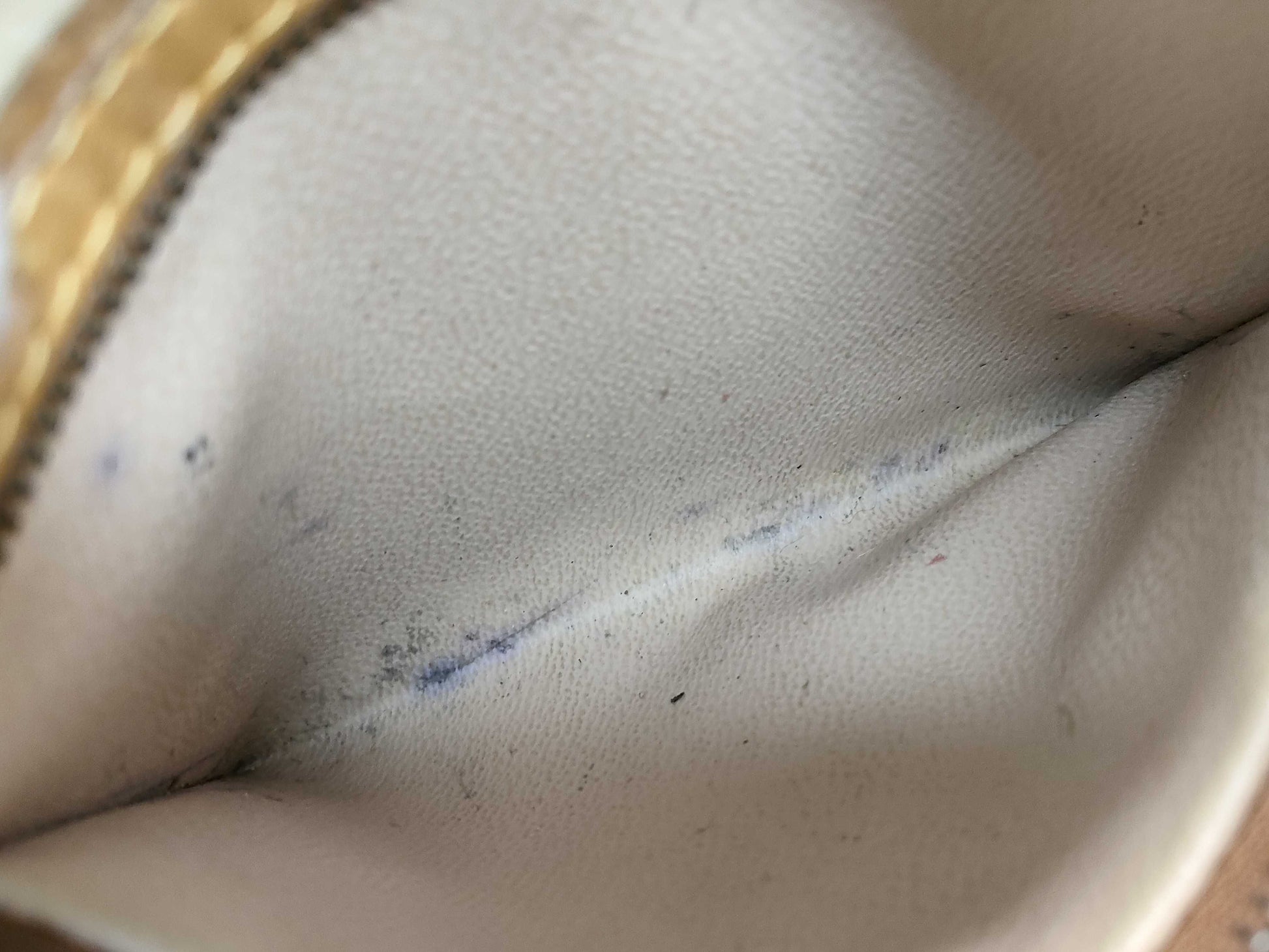 LOUIS VUITTON Monogram Bucket PM Tote Bag