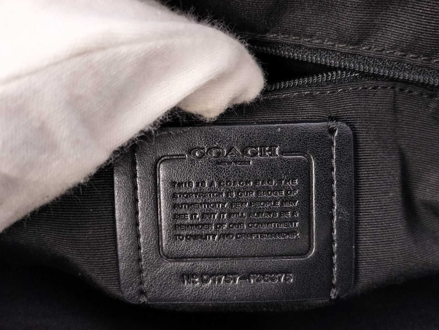 COACH Signature 4-Piece Bag