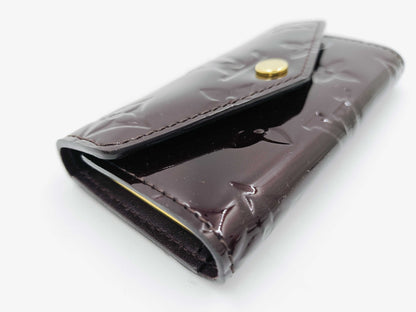 LOUIS VUITTON Vernis M93517 Multicle 4-Row Wallet