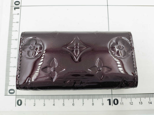 LOUIS VUITTON Vernis M93517 Multicle 4-Row Wallet
