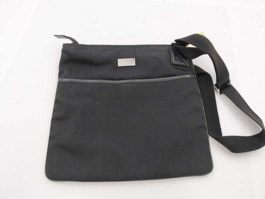 GUCCI 141626 467891 Nylon Black Shoulder Bag