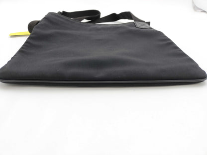 GUCCI 141626 467891 Nylon Black Shoulder Bag