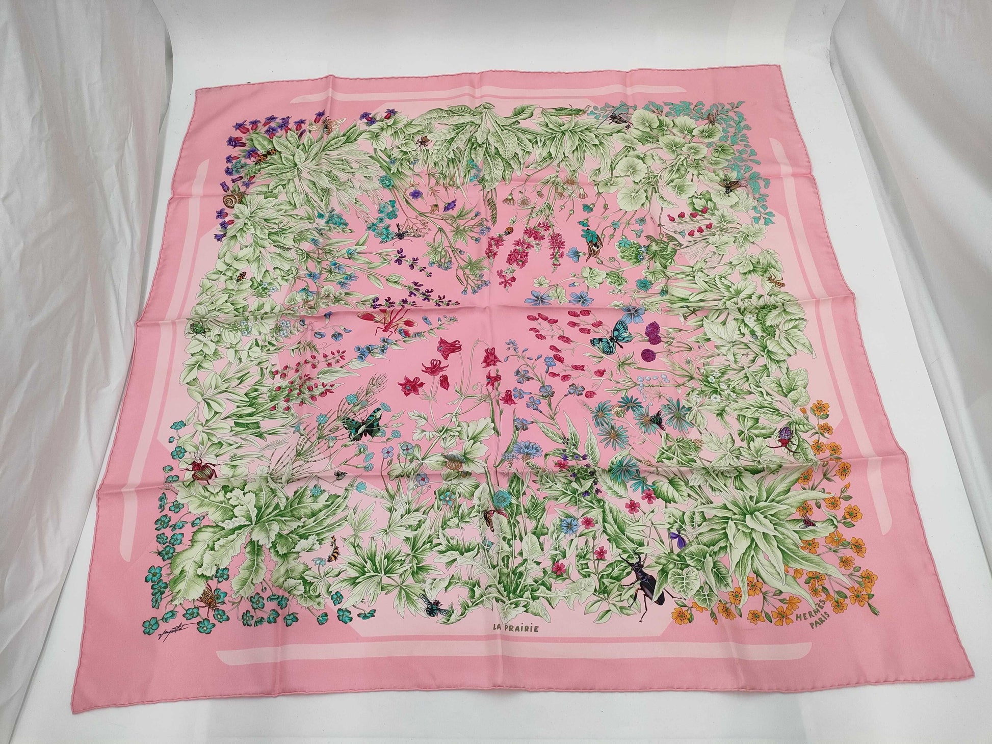HERMES Carré 90/LA PRAIRIE Scarf