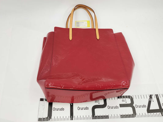 LOUIS VUITTON Vernis Catalina BB M90016 Handbag