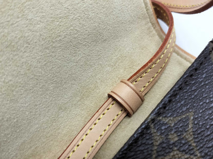 LOUIS VUITTON Monogram M51854 Pochette Twin PM Shoulder Bag