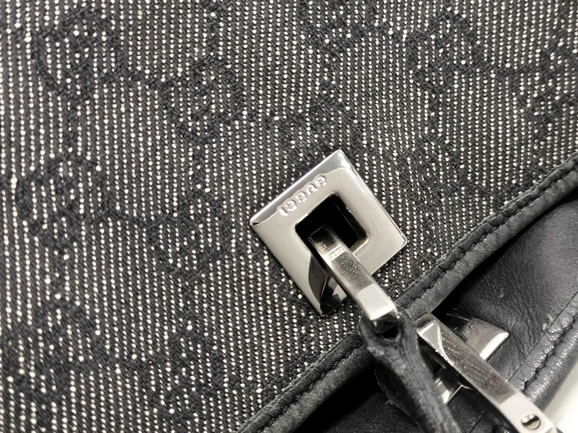 GUCCI GG Canvas Tote 31243 Tote Bag