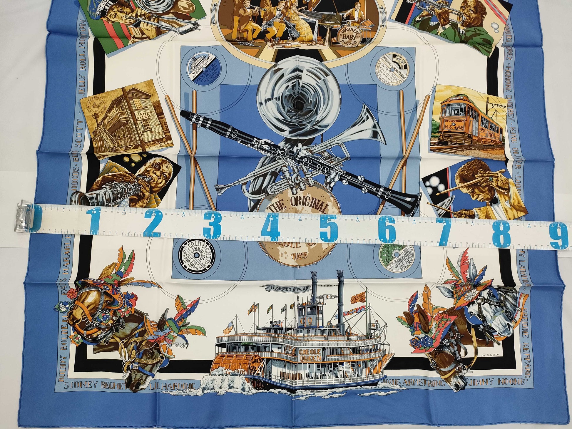 HERMES Carre Jazz Scarf