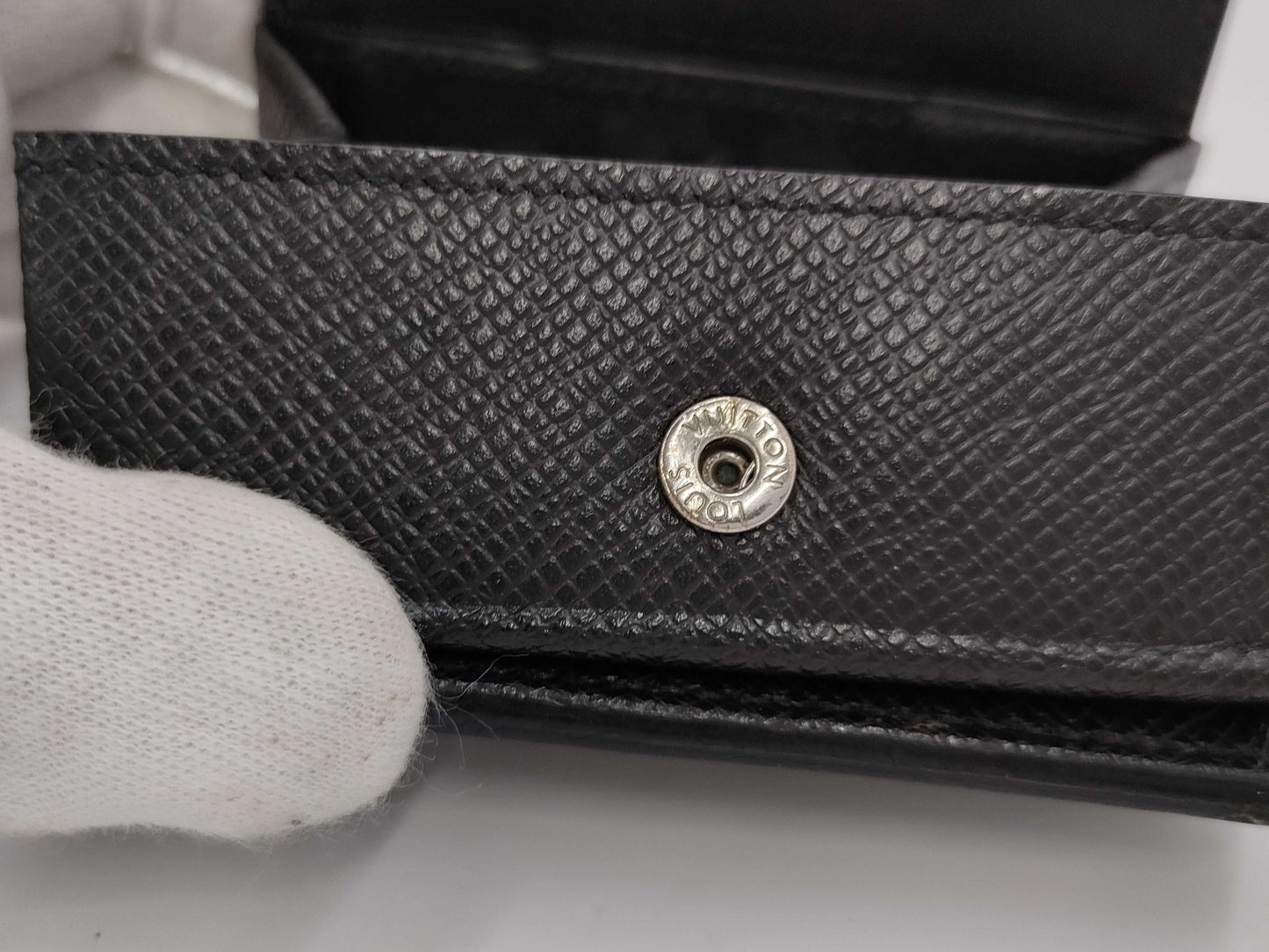 LOUIS VUITTON Taiga Coin Case Coin Case