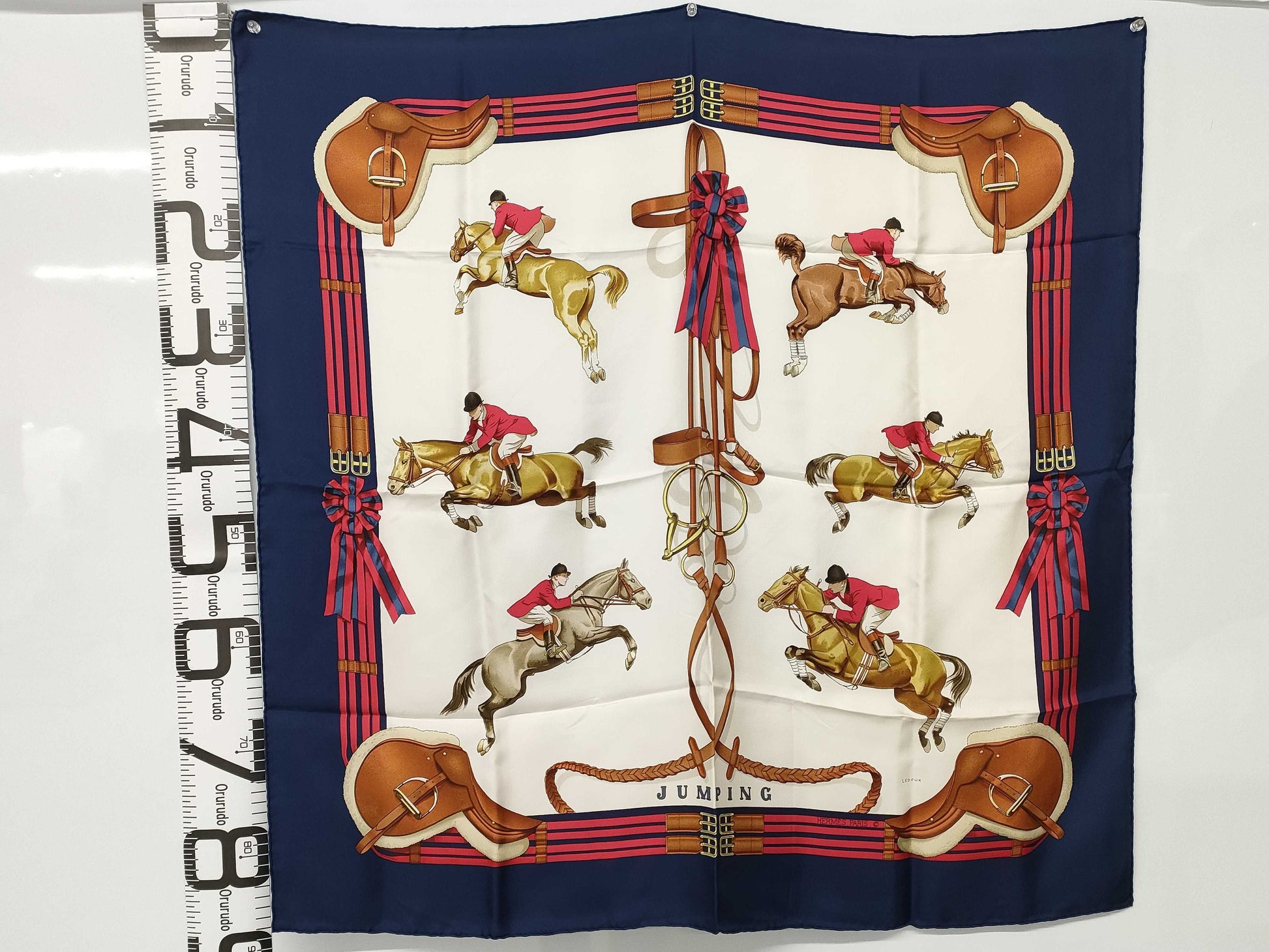 HERMES Carre JUMPING Scarf