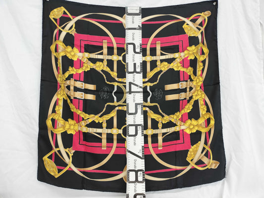 HERMES Carre Carre GRAND MANAGE Scarf