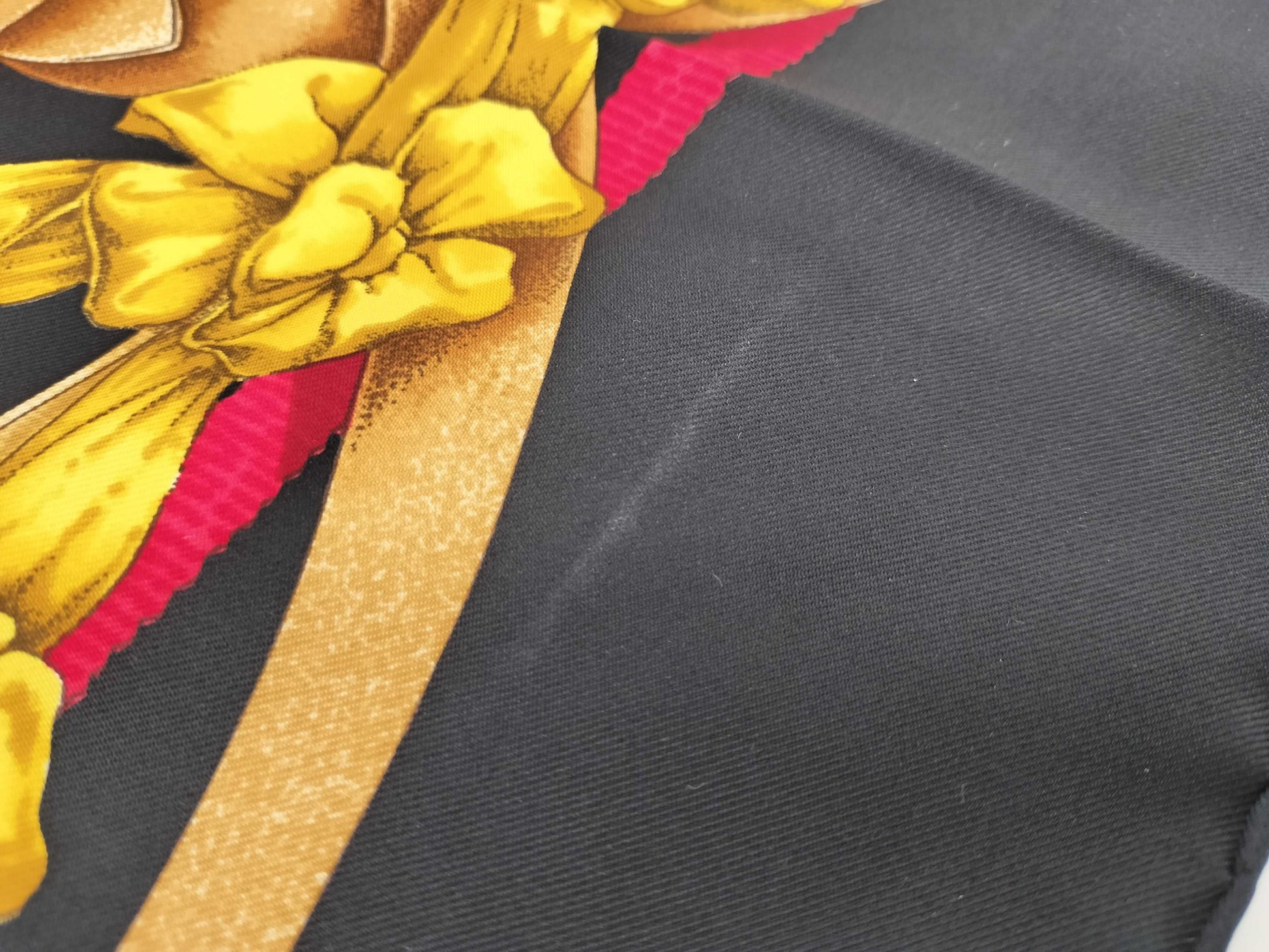 HERMES Carre Carre GRAND MANAGE Scarf