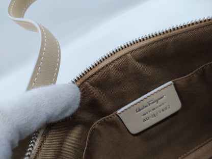 Salvatore Ferragamo Gancini Shoulder Bag/Handbag
