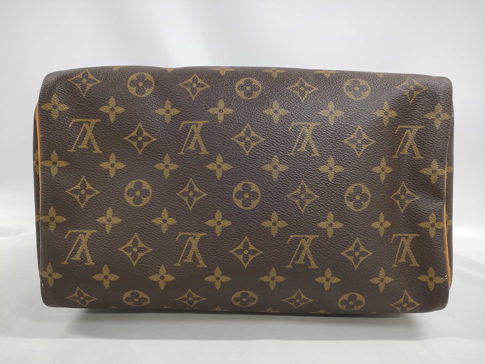 LOUIS VUITTON Monogram Speedy Handbag with Broken Zipper Pull