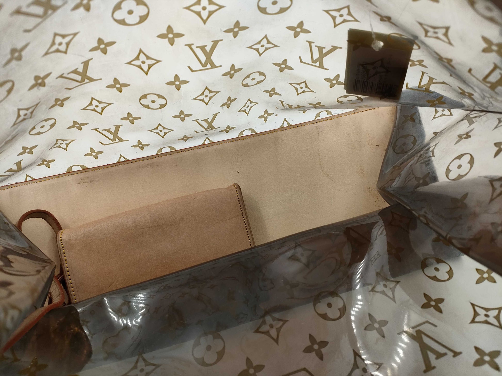 LOUIS VUITTON Cabas Cruise Handbag with Pouch