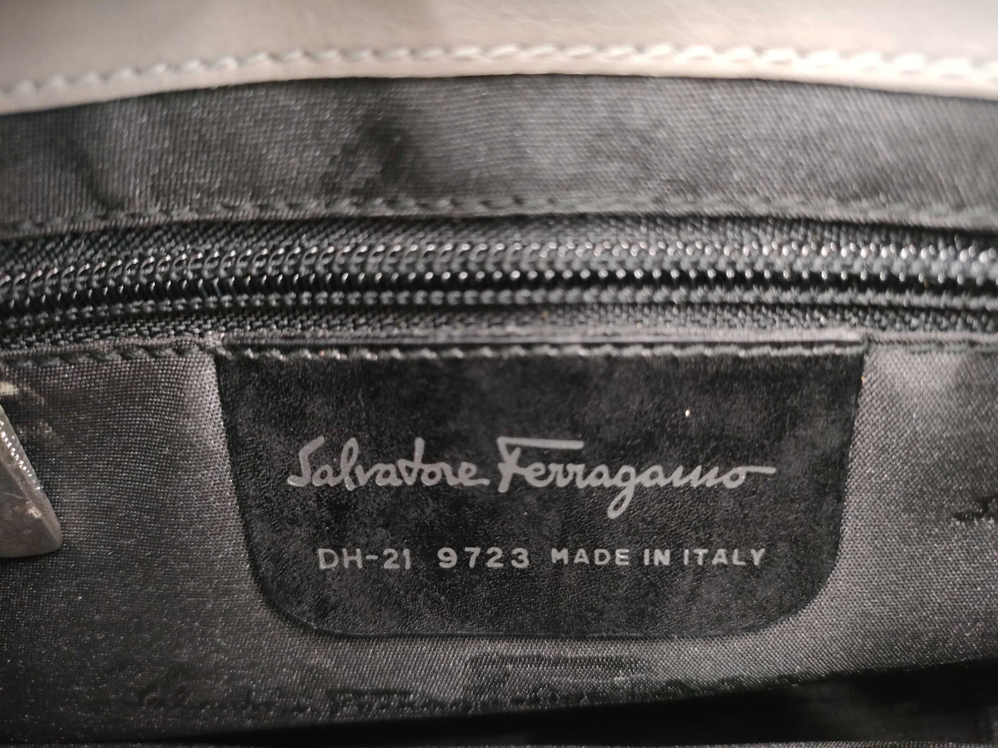 Salvatore Ferragamo Leather Shoulder Bag