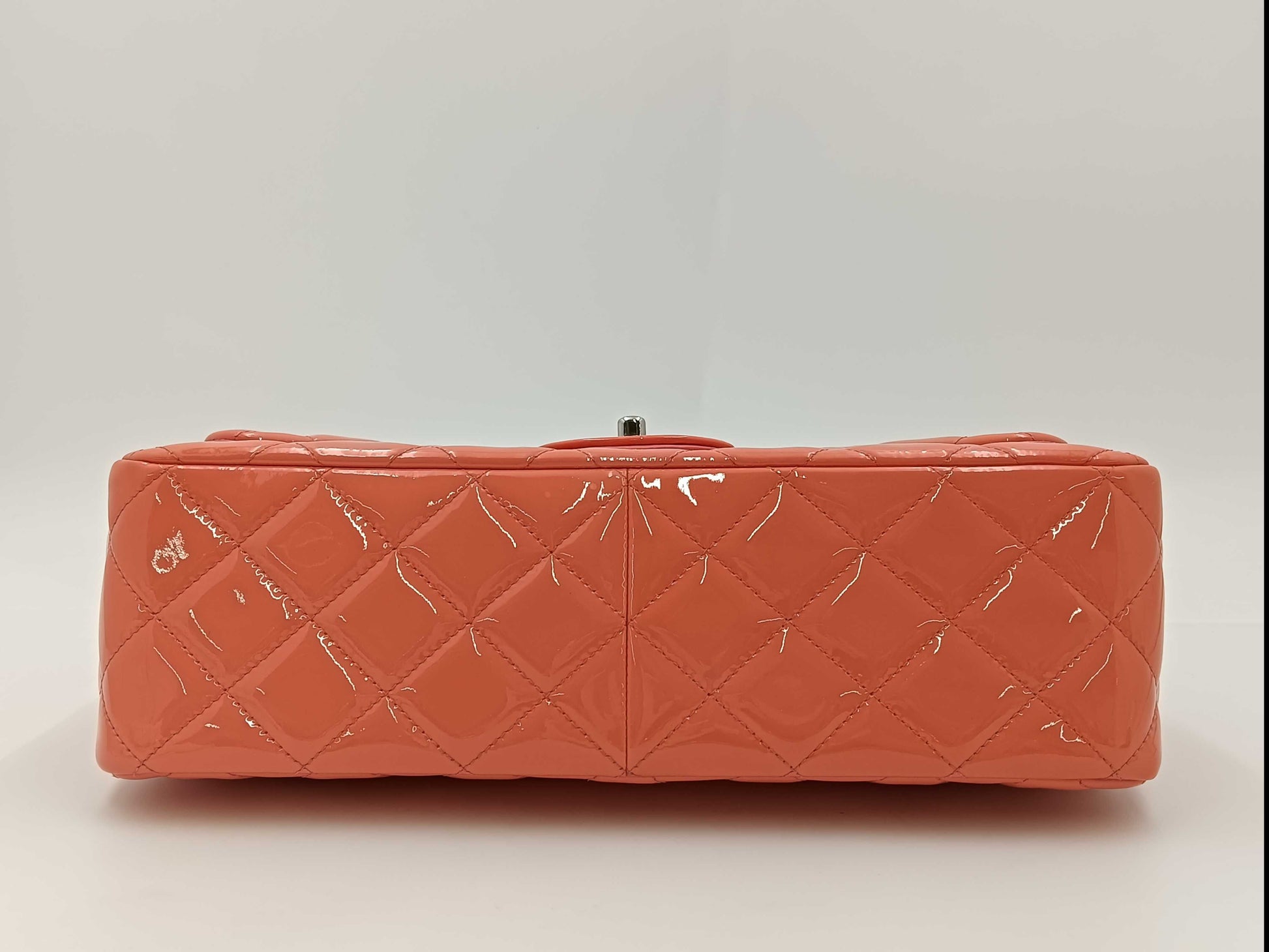 CHANEL No. 21 Enamel Matelasse Pink Shoulder Bag