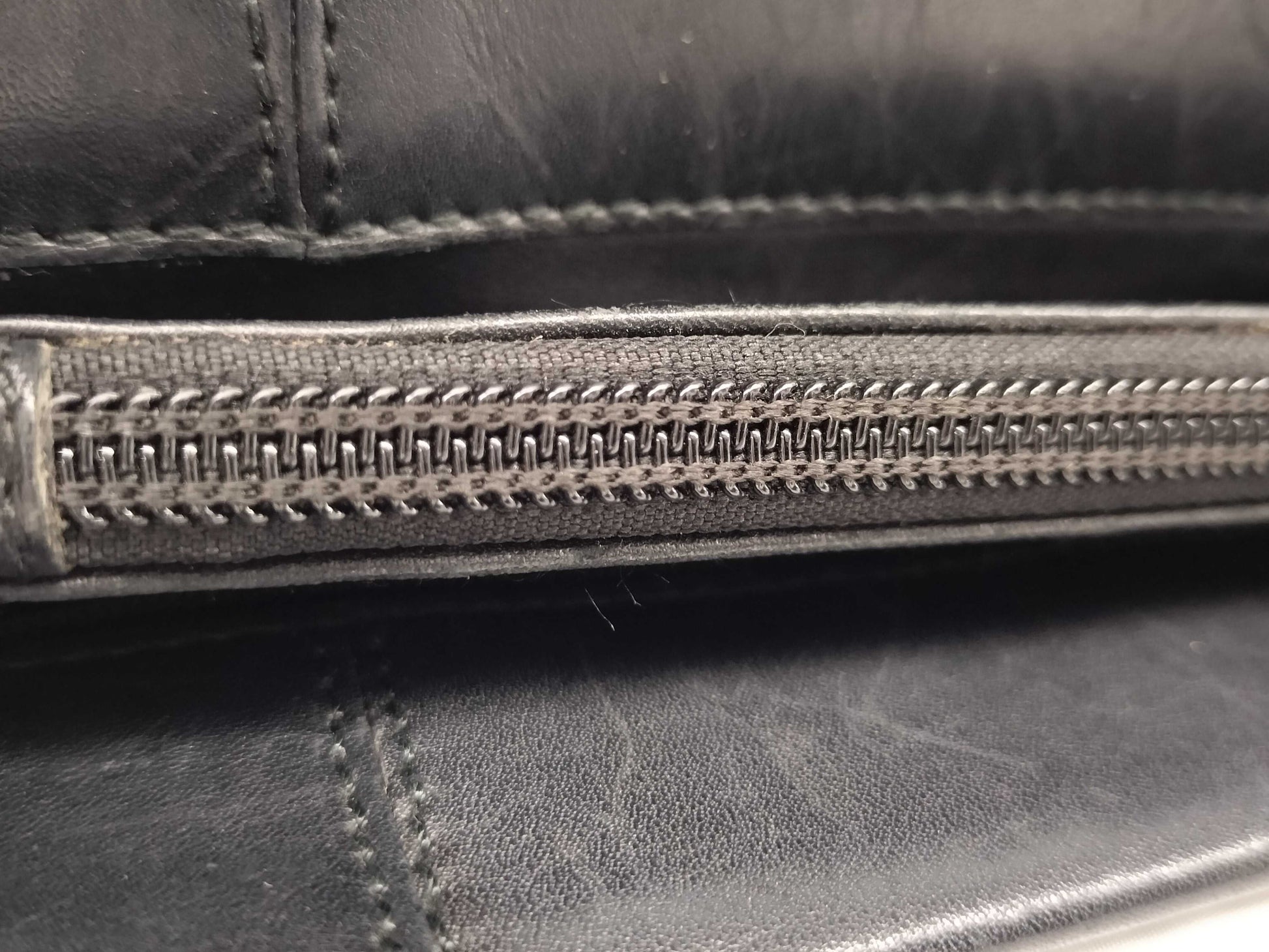 GUCCI Handbag Black Handbag