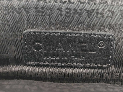 CHANEL Clasp Chain Camellia Handbag