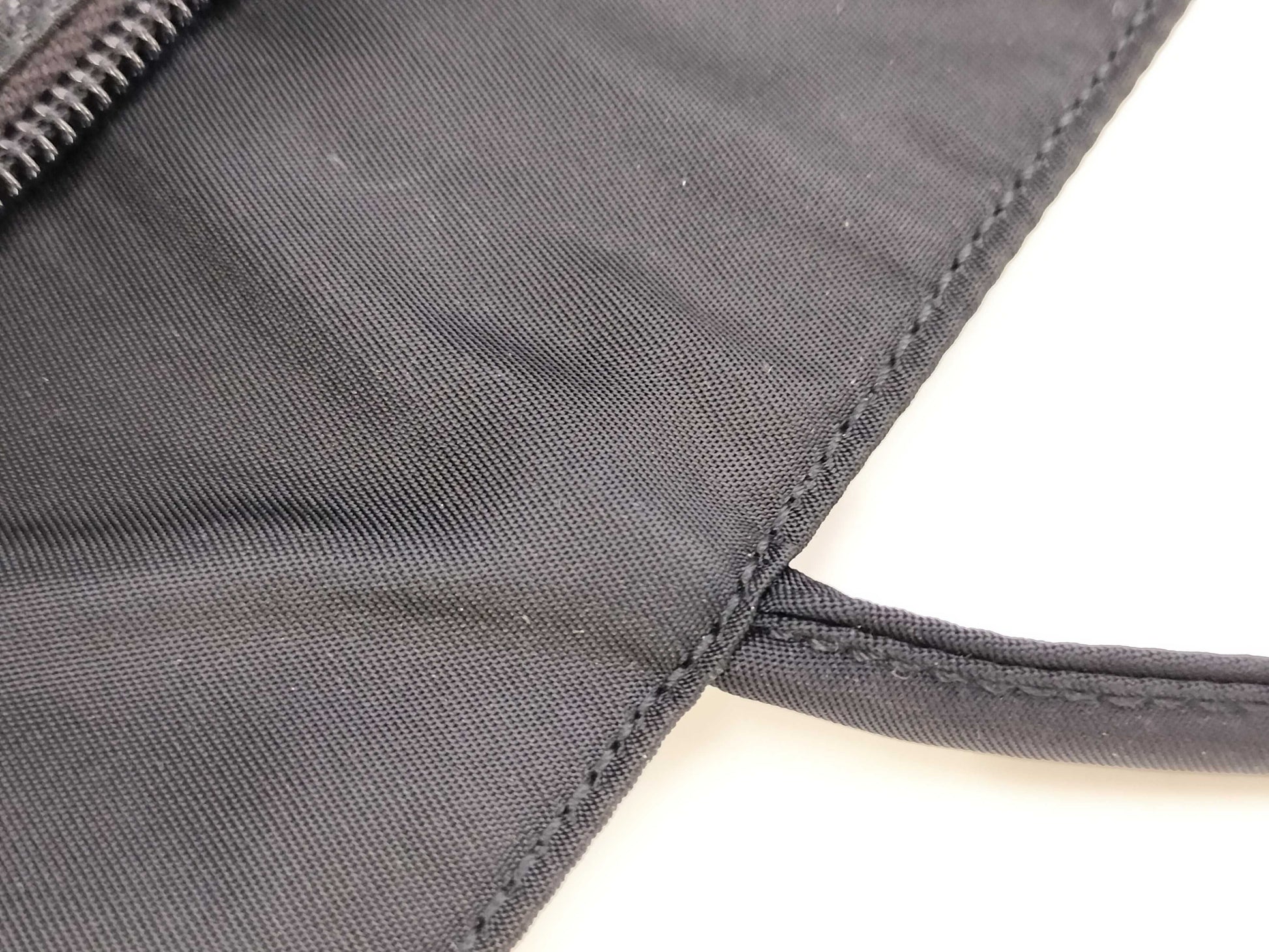 PRADA nylon handbag/black/with sticker/handbag