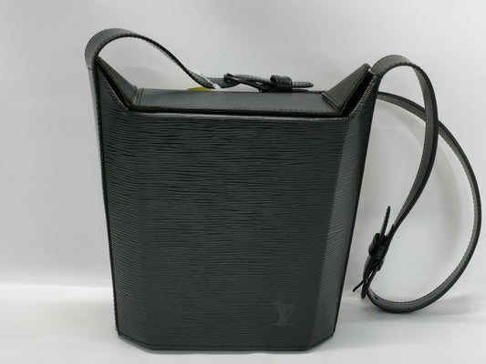 LOUIS VUITTON Epi Sacsou Shoulder Bag
