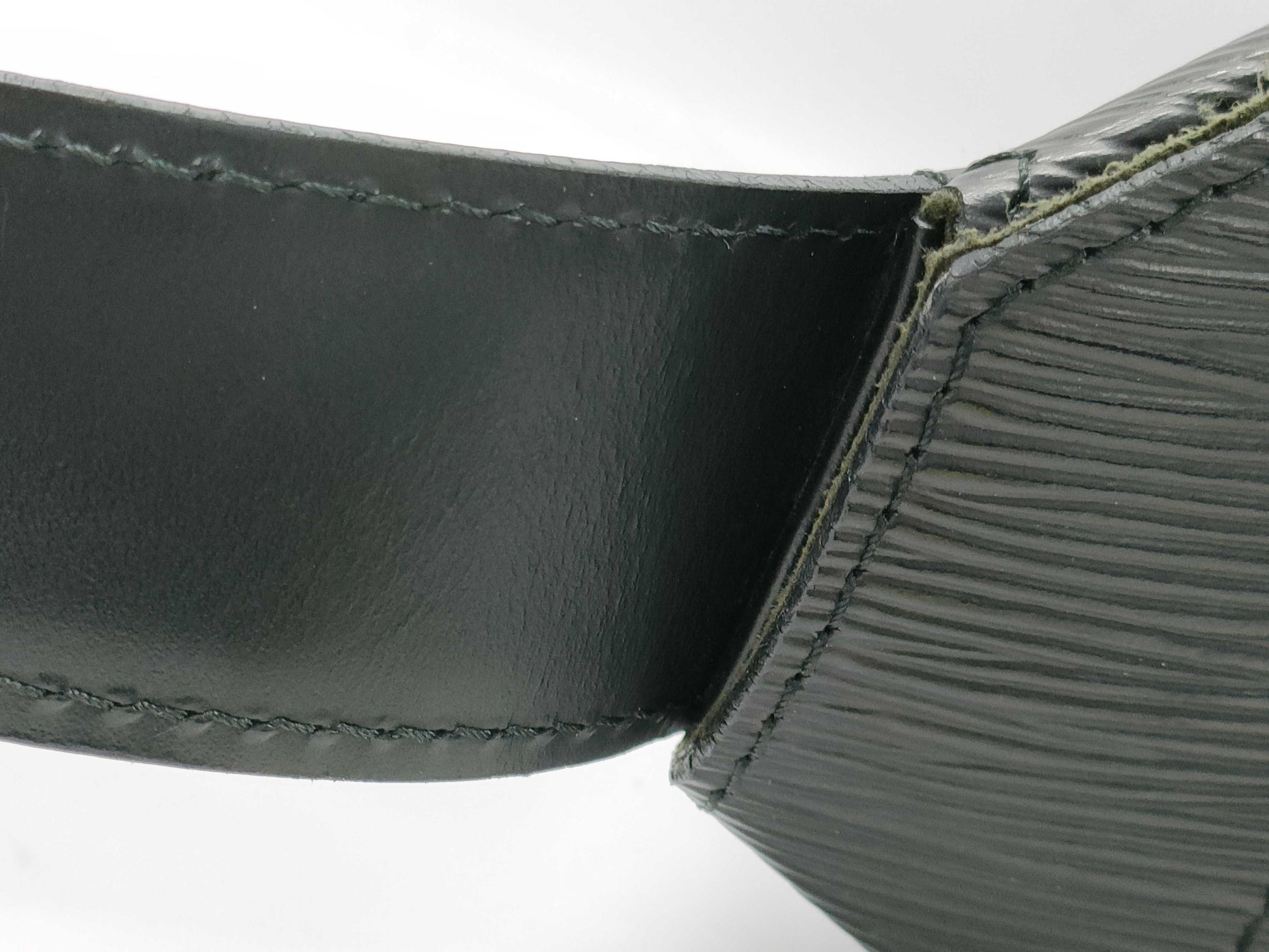 LOUIS VUITTON Epi Sacsou Shoulder Bag