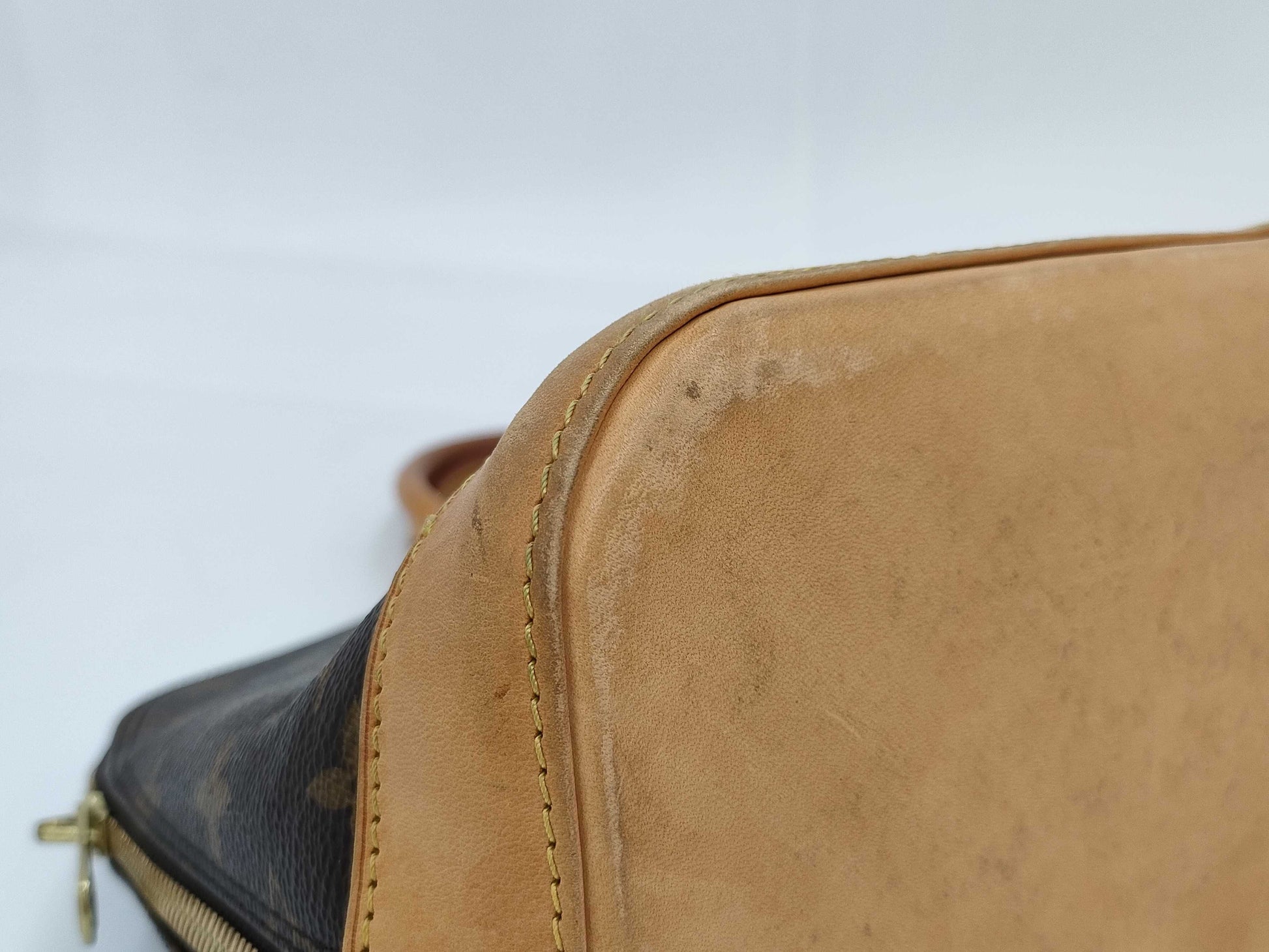 LOUIS VUITTON Monogram M40878 Alma MM Handbag
