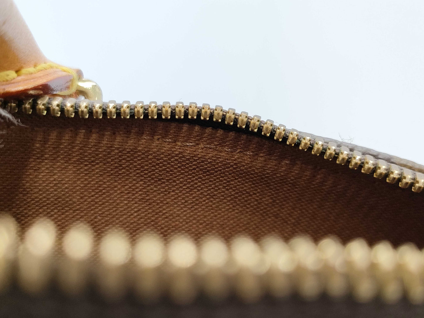 LOUIS VUITTON Monogram M40878 Alma MM Handbag