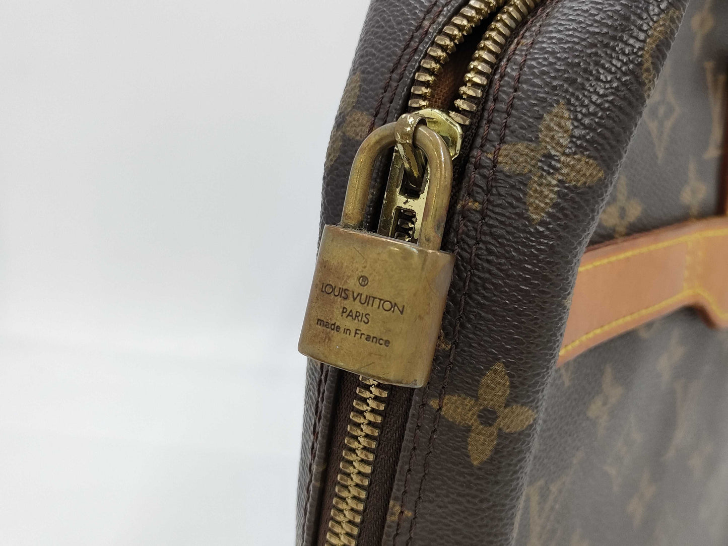 LOUIS VUITTON Monogram M53343 Porte Document Pegasus Handbag