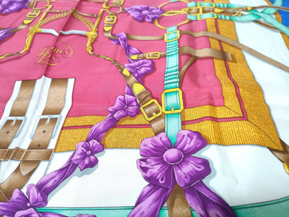 HERMES Carre 90 Scarf