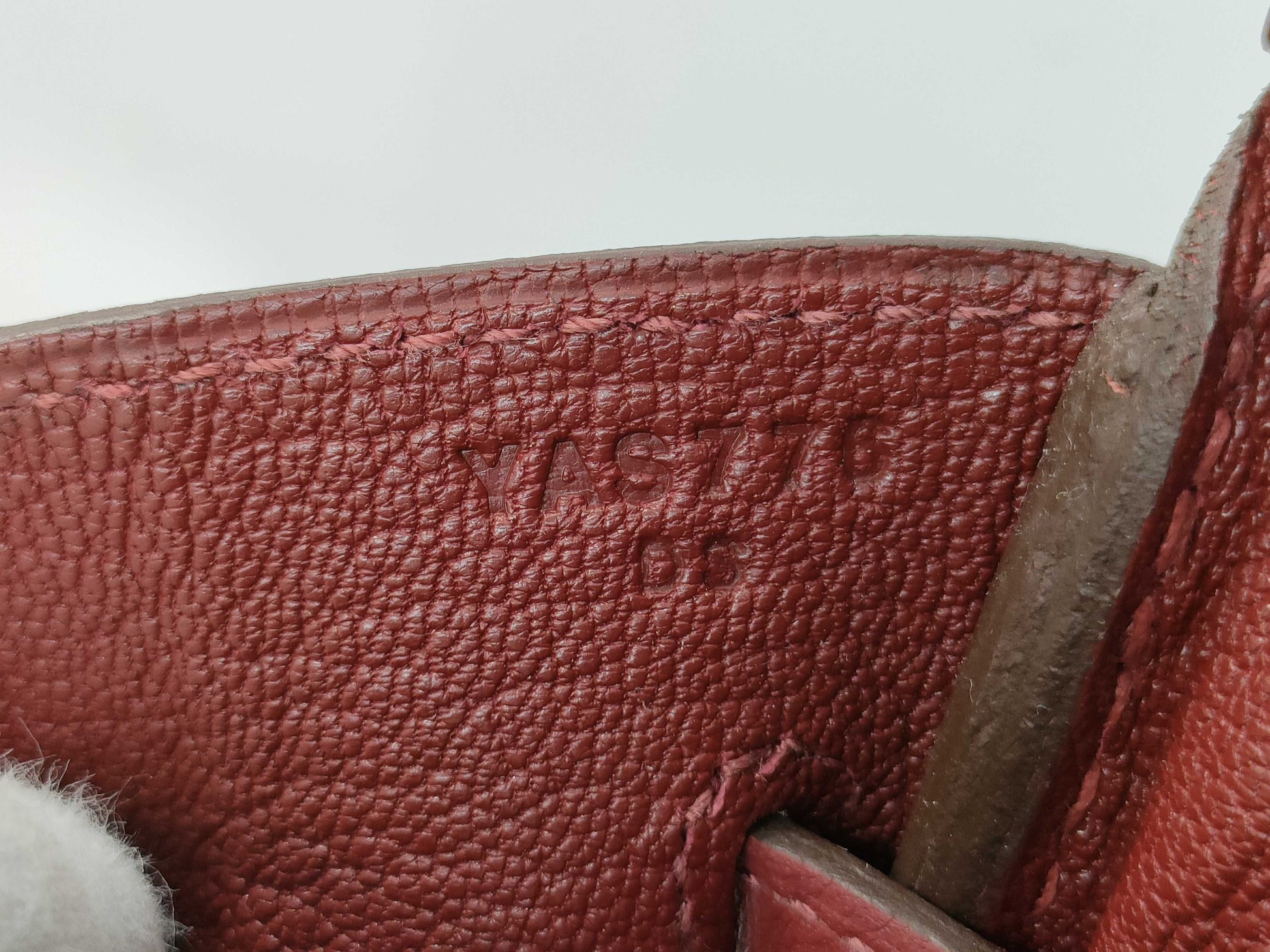 HERMES Birkin 30 Swift Leather Handbag with B Stamp