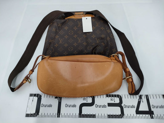 LOUIS VUITTON Monogram Montsouris Backpack