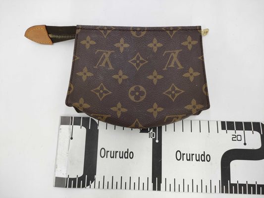 LOUIS VUITTON Monogram Pouch Pouch