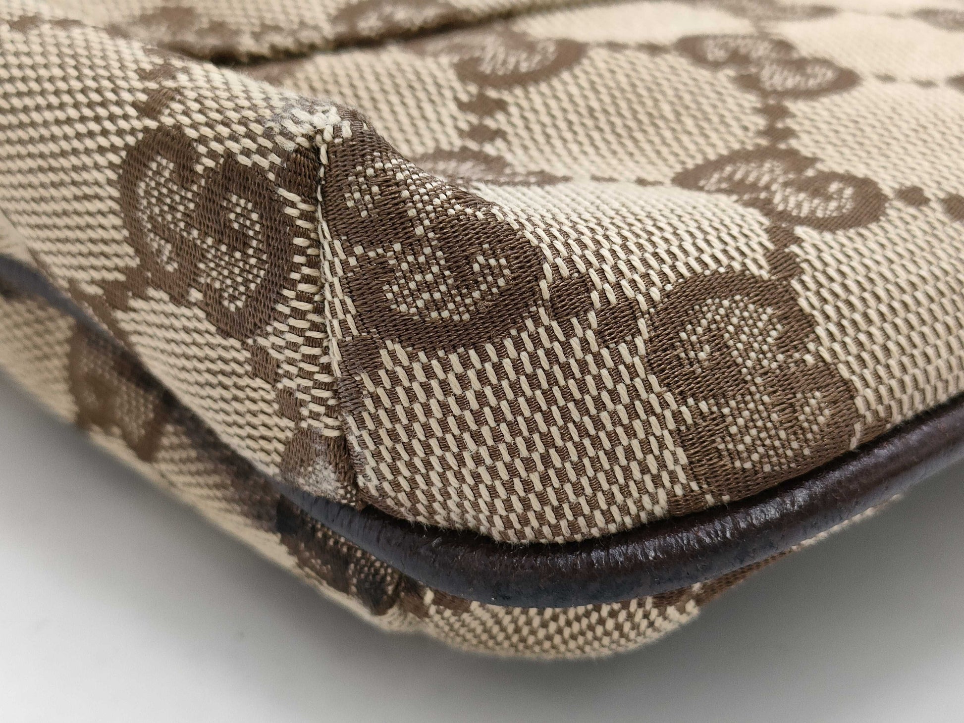 GUCCI GG Canvas 122791 Shoulder Bag