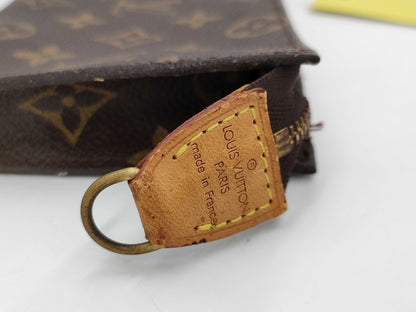LOUIS VUITTON SP0998 Monogram LV Bucket Pouch / Moderately Damaged Pouch