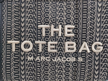 MARC JACOBS The Tote Bag 2-way Handbag