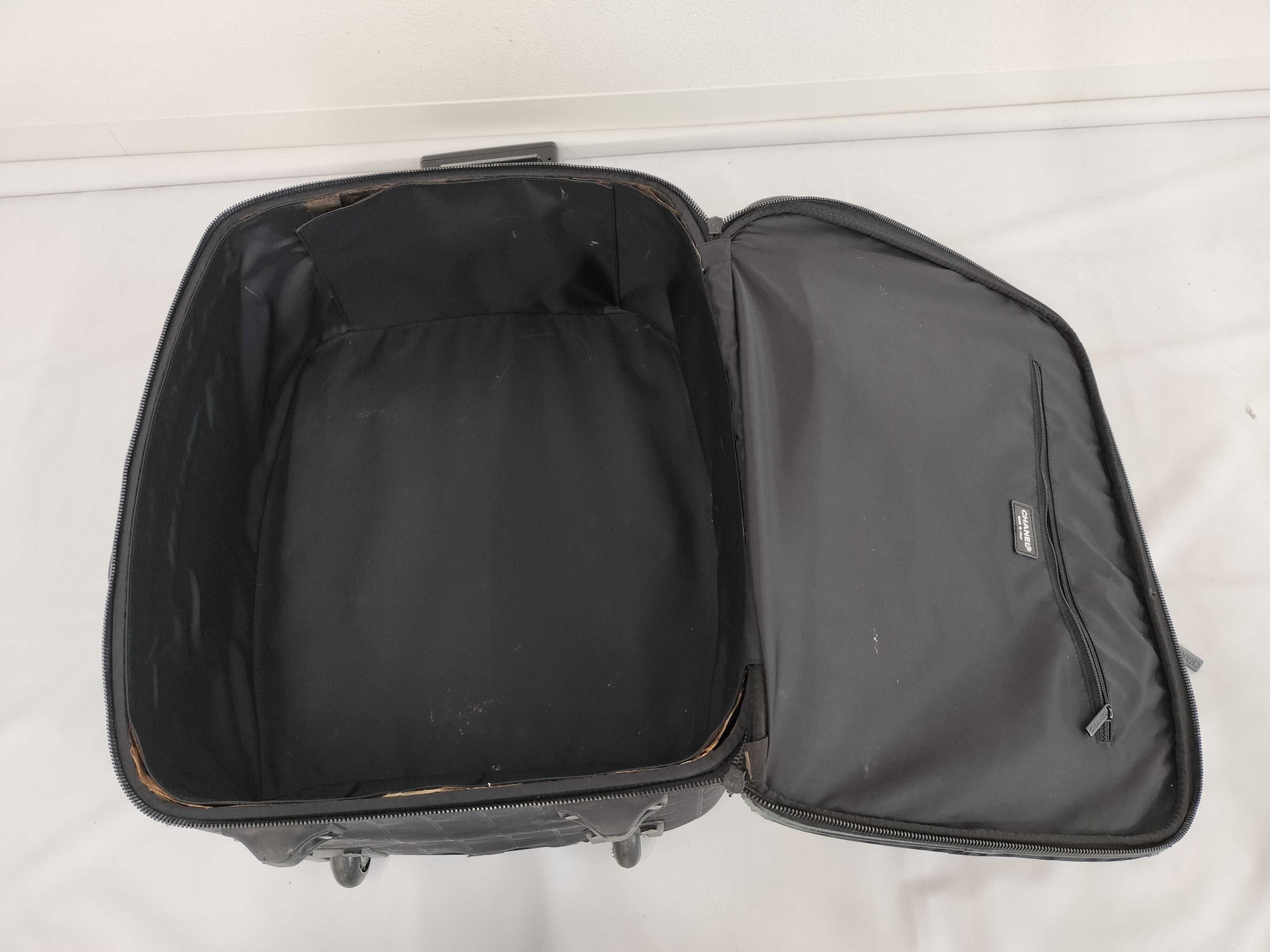 LOUIS VUITTON Monogram Sac Gibier Carry Bag