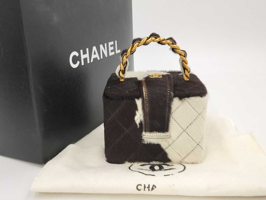 CHANEL Coco Handle Harako Vanity Shoulder Bag