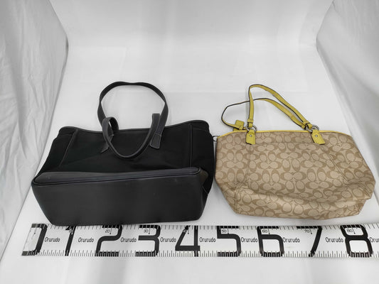 COACH Signature Canvas Tote Bag
